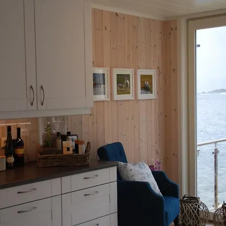 Semesterbostad Lofoten *